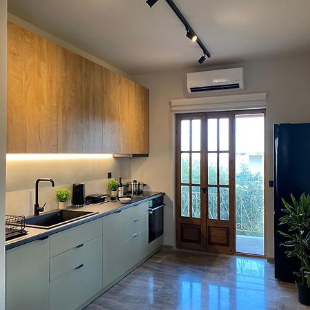 הוילה Kato Garouna Alexandra'S Boutique House מראה חיצוני תמונה