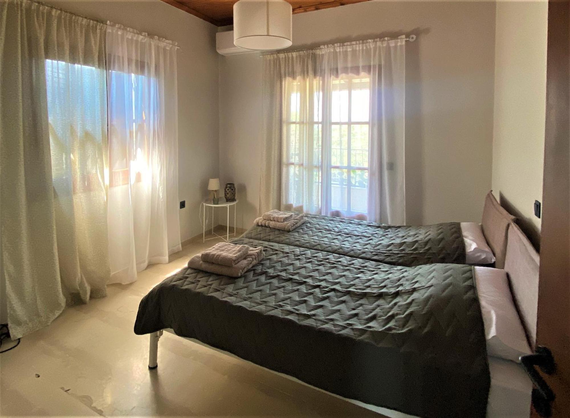 הוילה Kato Garouna Alexandra'S Boutique House מראה חיצוני תמונה