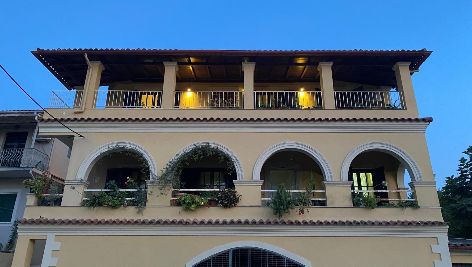 הוילה Kato Garouna Alexandra'S Boutique House מראה חיצוני תמונה