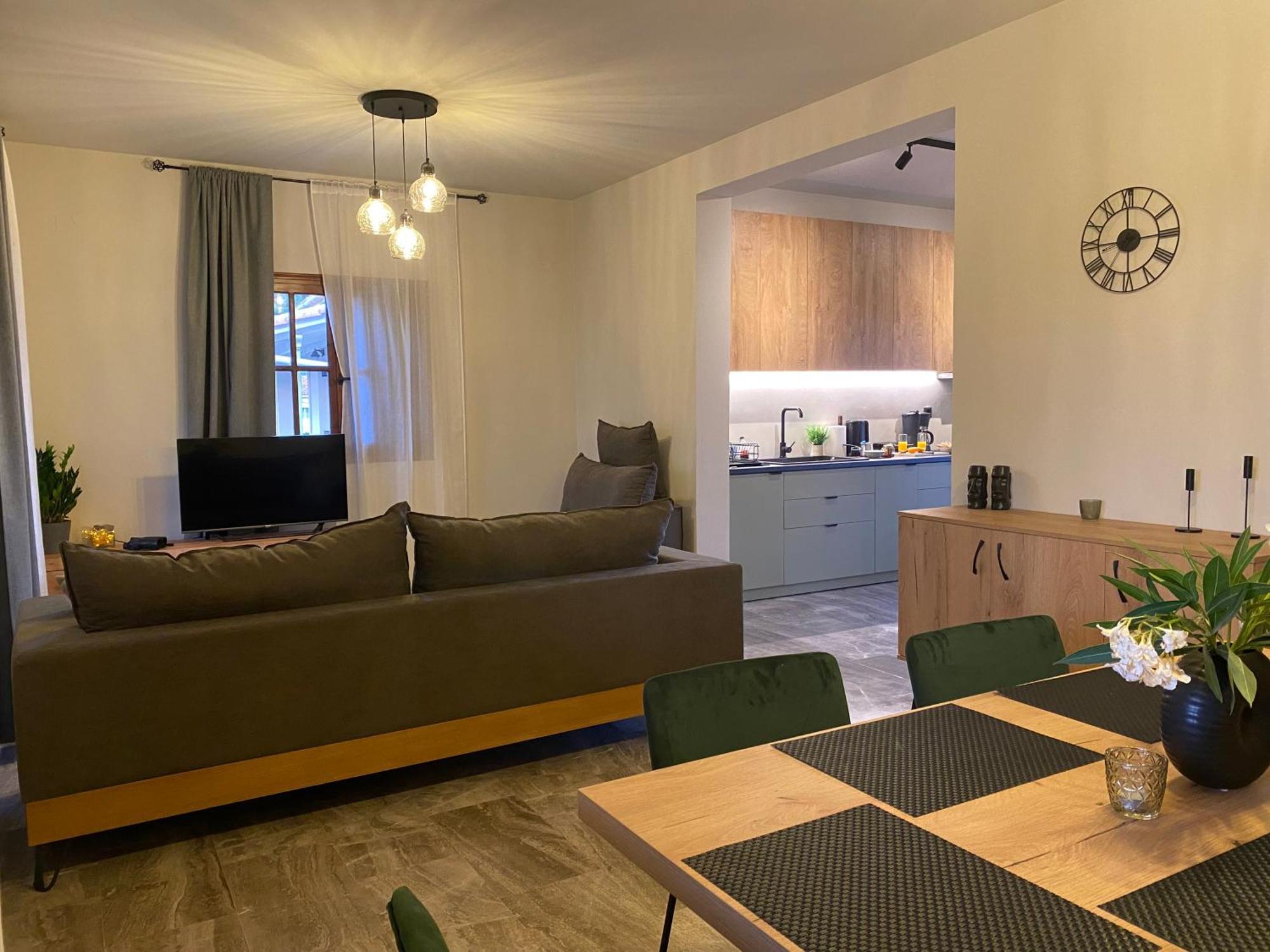 הוילה Kato Garouna Alexandra'S Boutique House מראה חיצוני תמונה